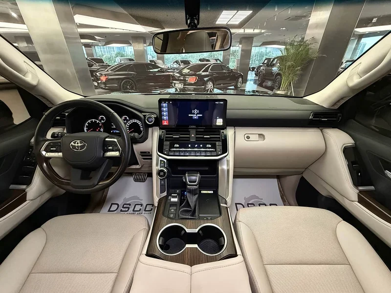 Toyota Land Cruiser (Imported) — фото 10