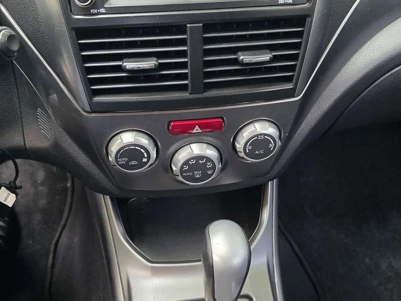 Subaru Impreza WRX — фото 10