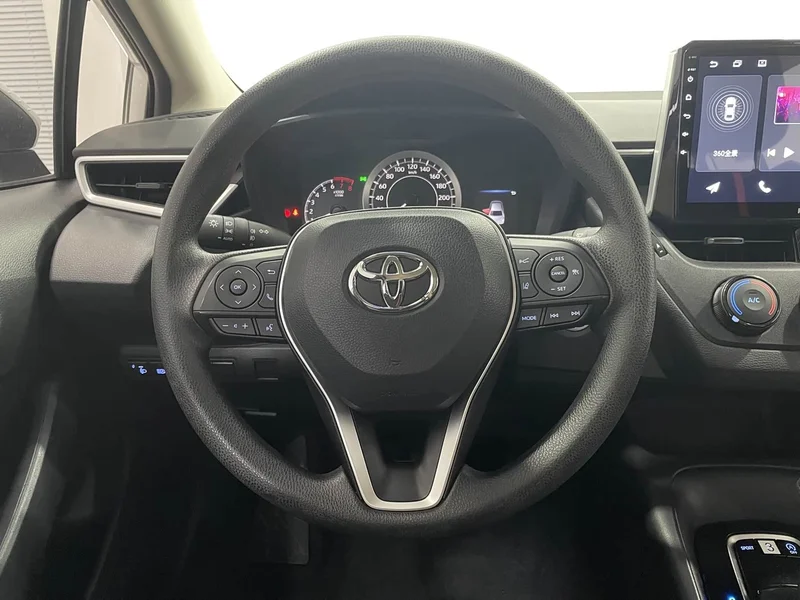 Toyota Corolla — фото 10