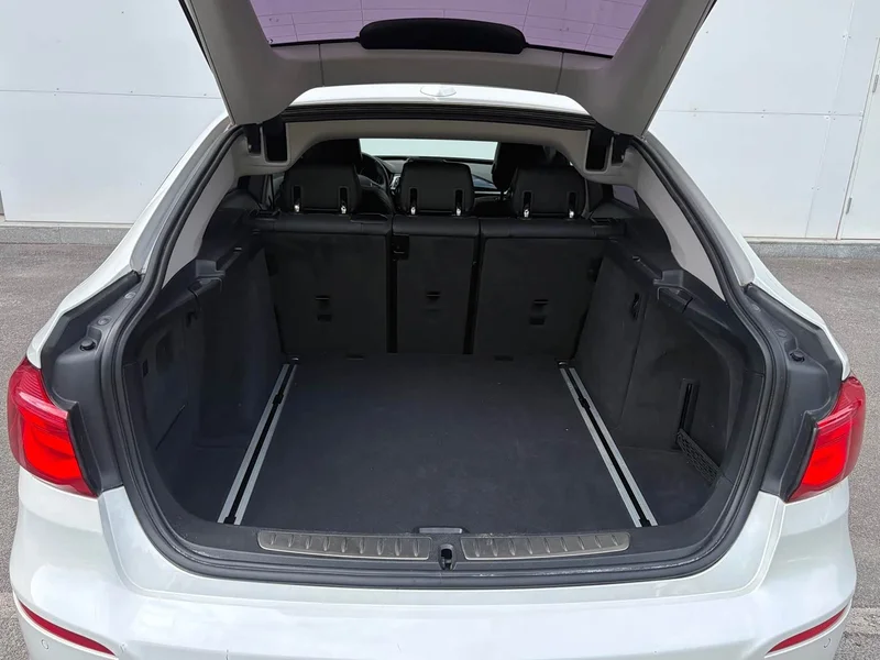 BMW 3 Series GT — фото 14