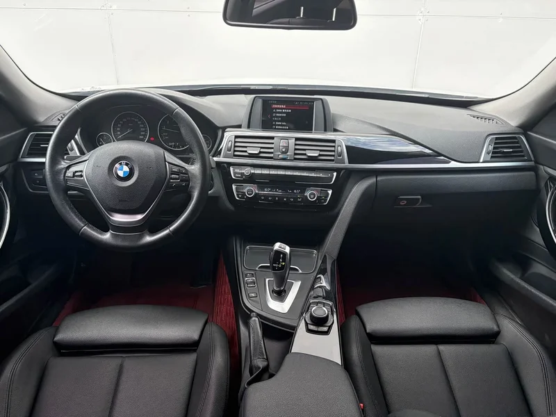 BMW 3 Series GT — фото 17