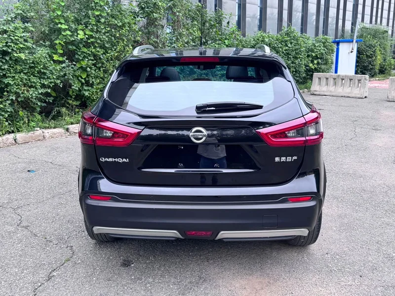 Nissan Qashqai — фото 5