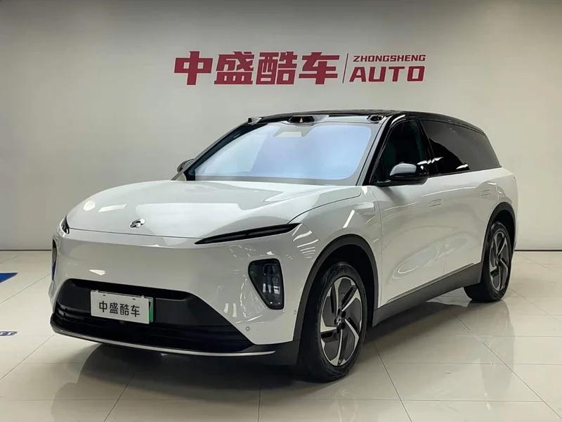 NIO ES8