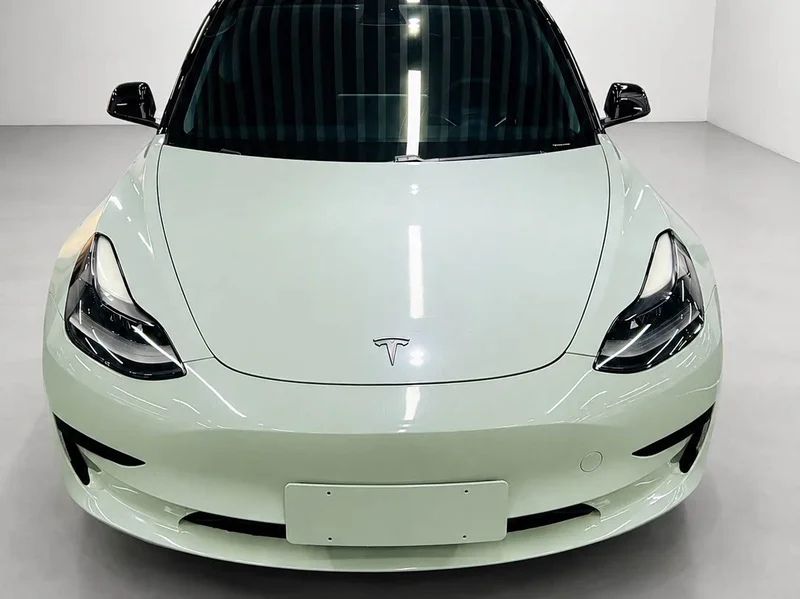 Tesla Model 3 — фото 2