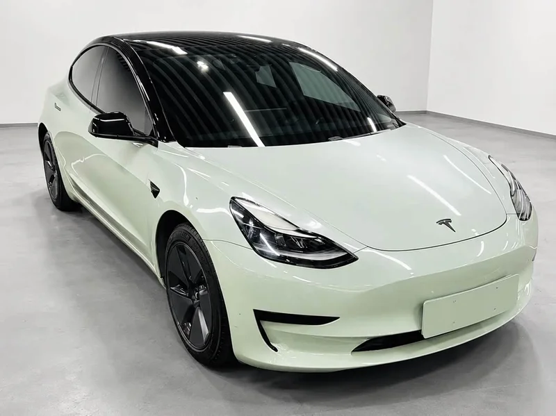 Tesla Model 3 — фото 3