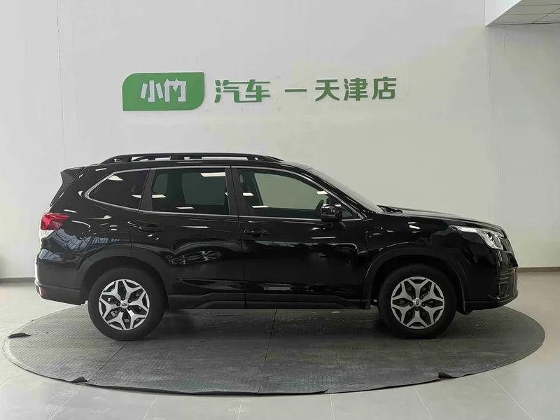 Subaru Forester — фото 5