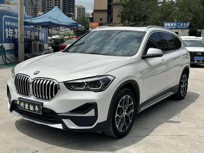 BMW X1 — фото 1