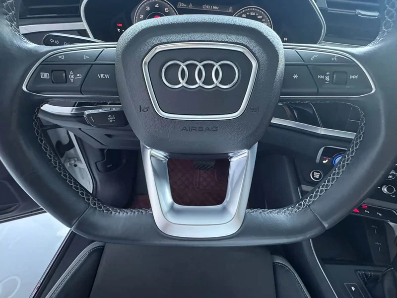 Audi Q3 — фото 23