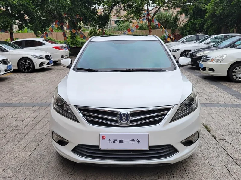 Changan Eado — фото 2