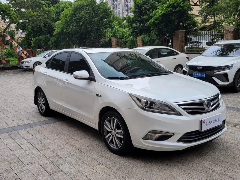 Changan Eado — фото 3