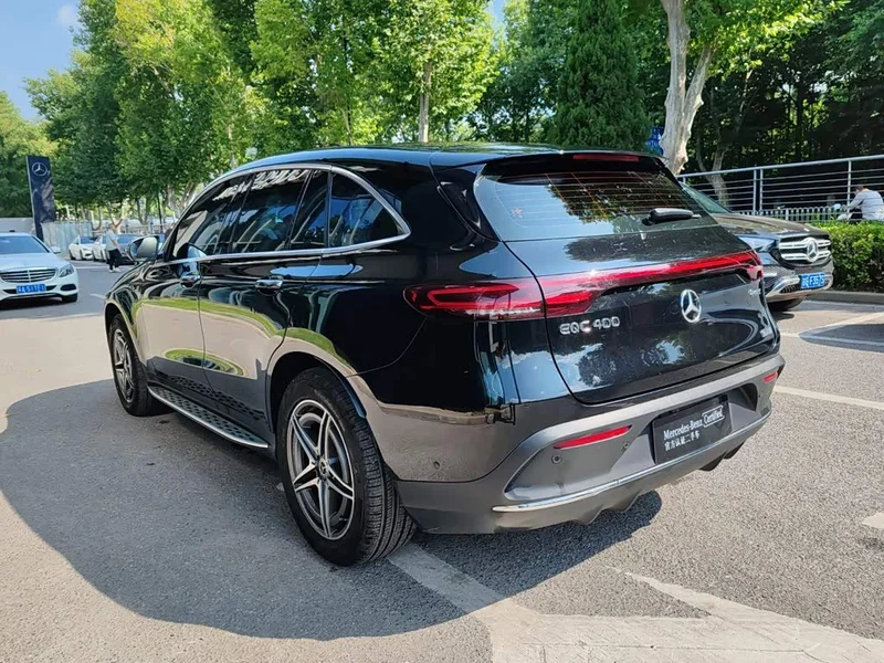 Mercedes-Benz EQC — фото 3