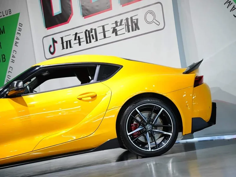 Toyota Supra — фото 6