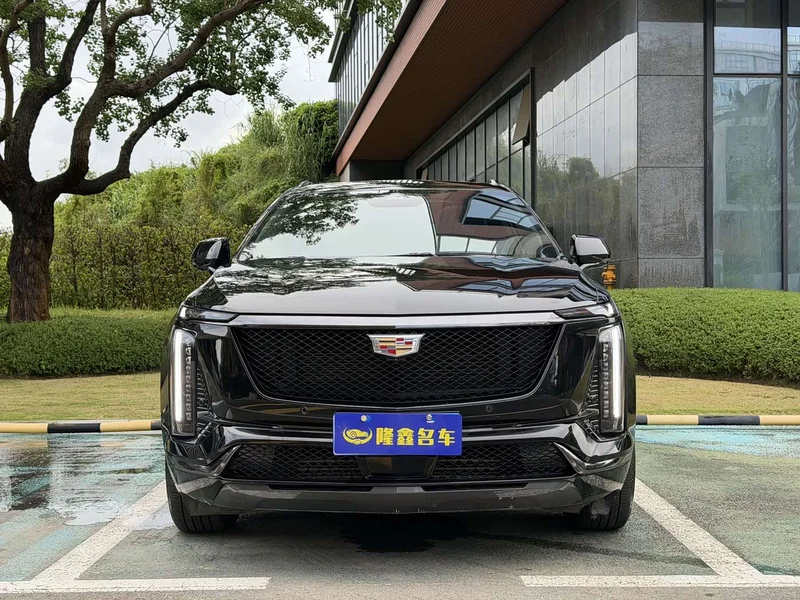 Cadillac XT5 — фото 11
