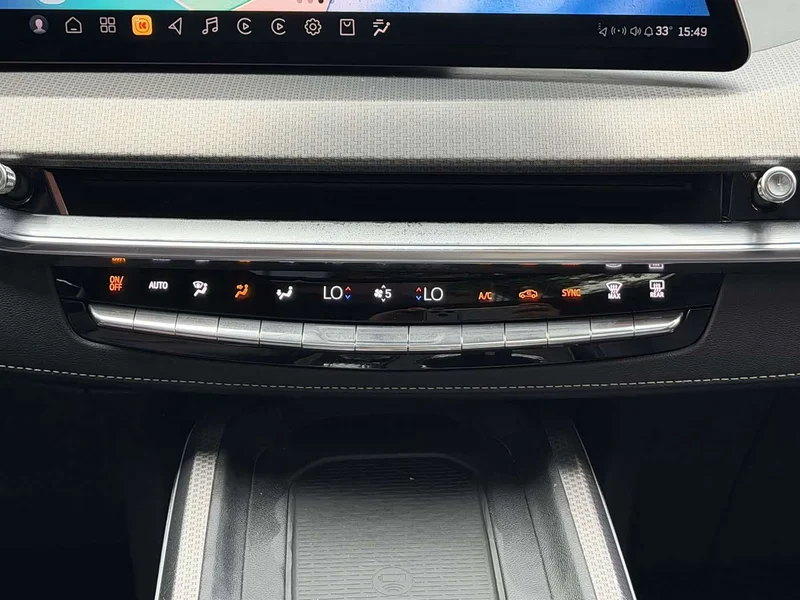Cadillac XT5 — фото 3