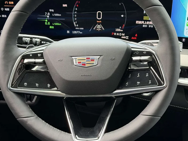 Cadillac XT5 — фото 5