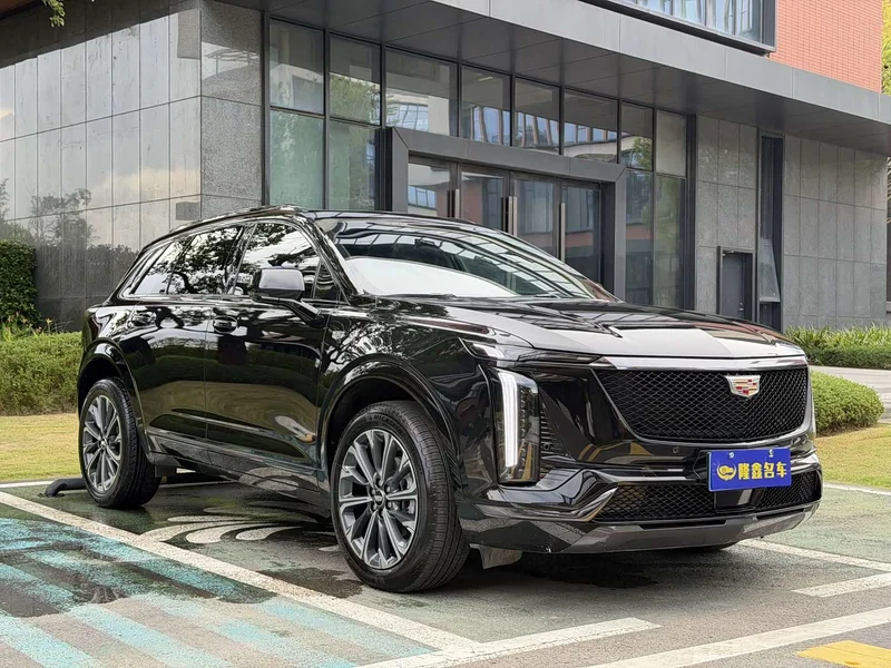 Cadillac XT5 — фото 10