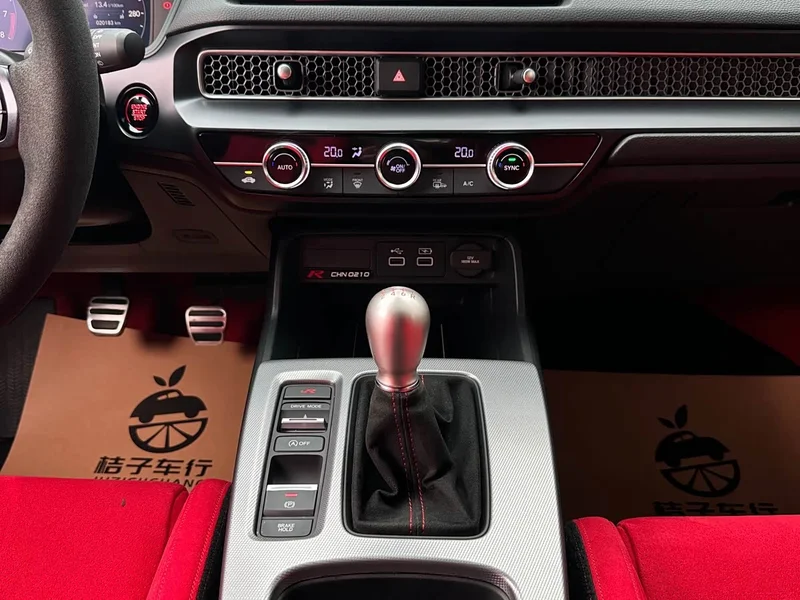Honda Civic — фото 21