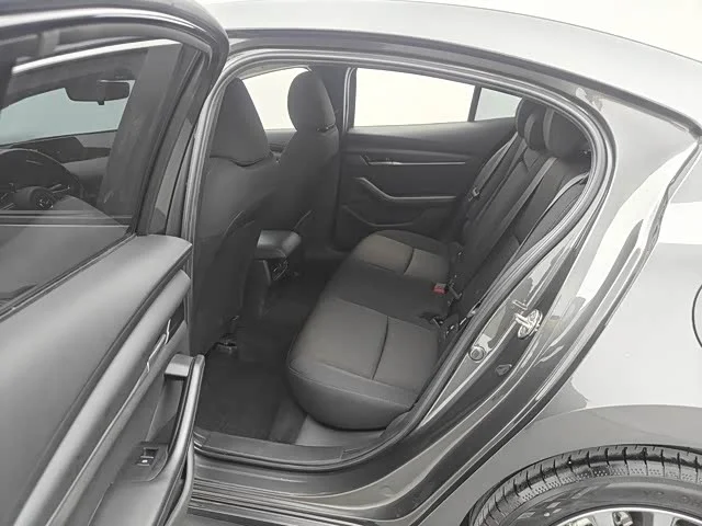 Mazda 3 Axela — фото 12