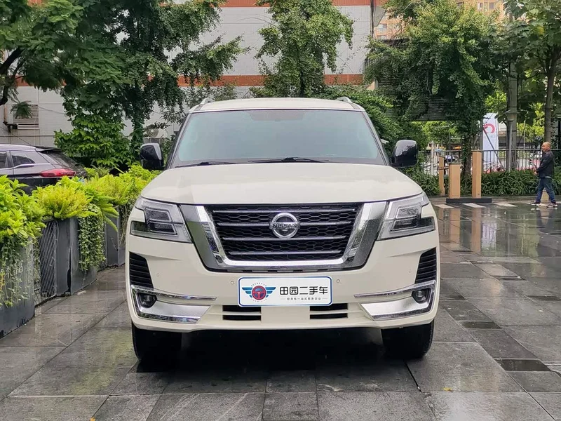 Nissan Patrol — фото 2