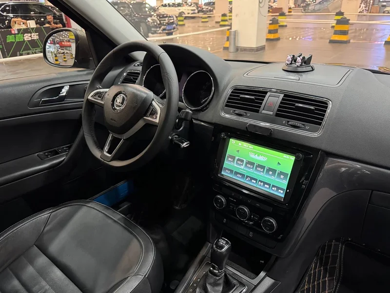 Skoda Yeti — фото 23