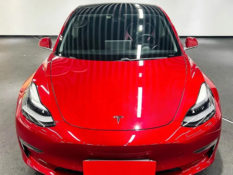 Tesla Model 3 — фото 2