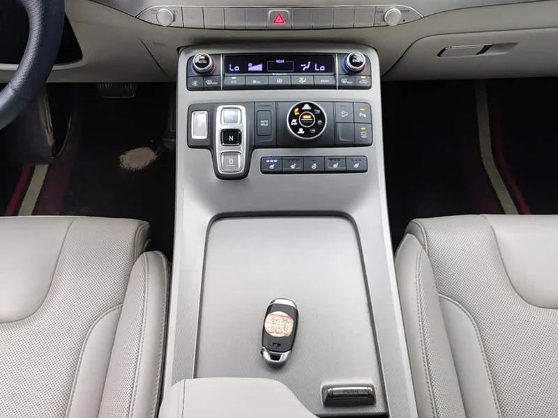 Peugeot Expert — фото 16