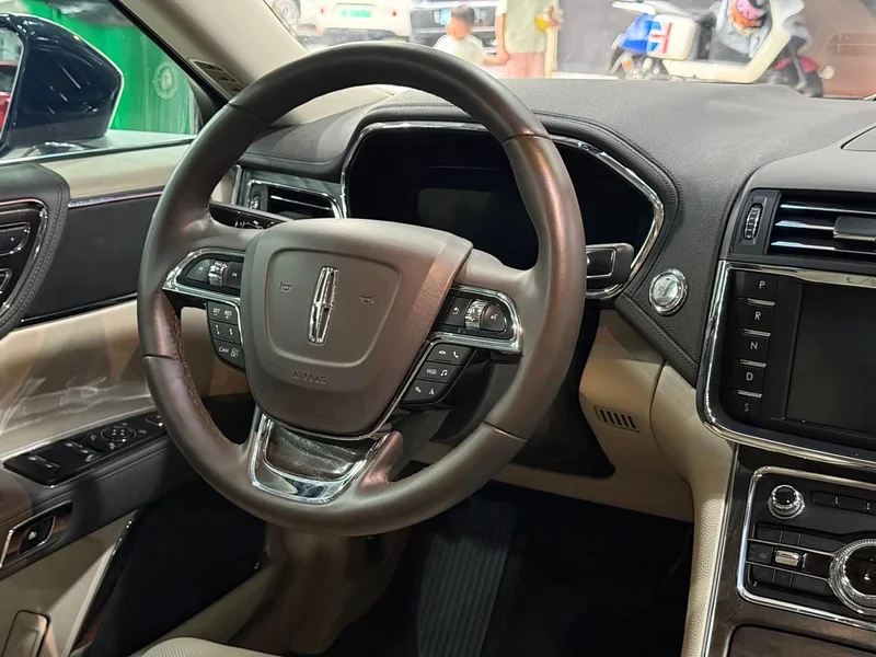 Lincoln Continental — фото 13