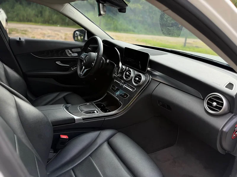 Mercedes-Benz C-Class (Imported) — фото 17