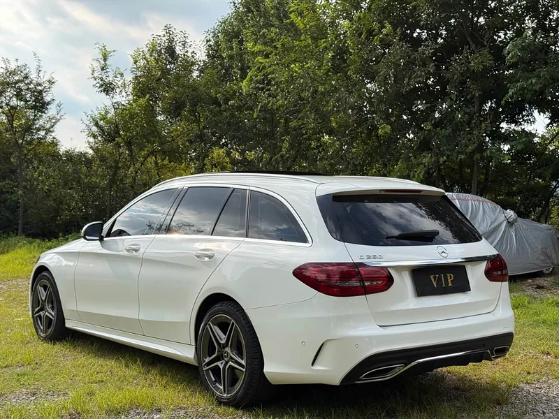 Mercedes-Benz C-Class (Imported) — фото 9