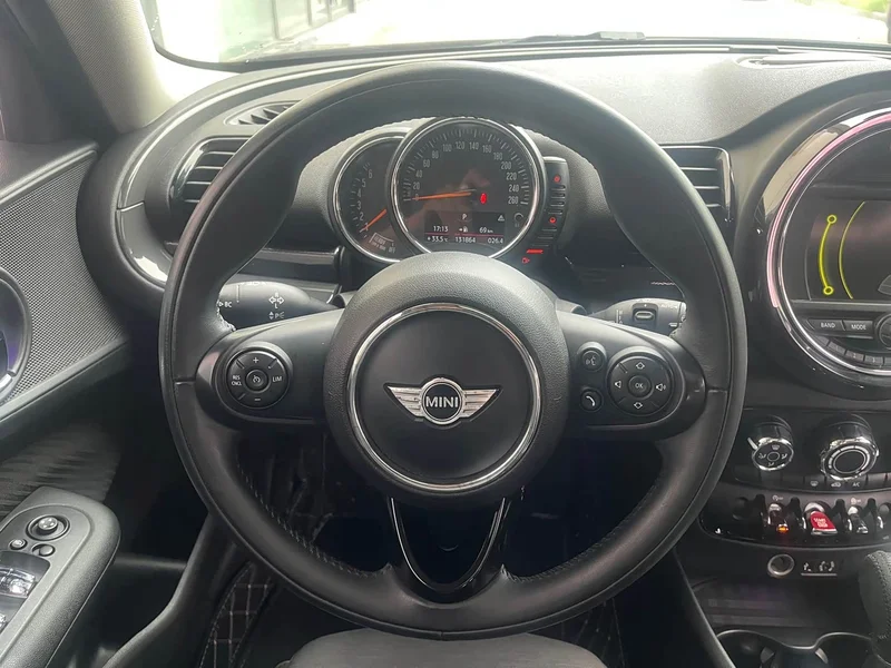 MINI CLUBMAN — фото 15