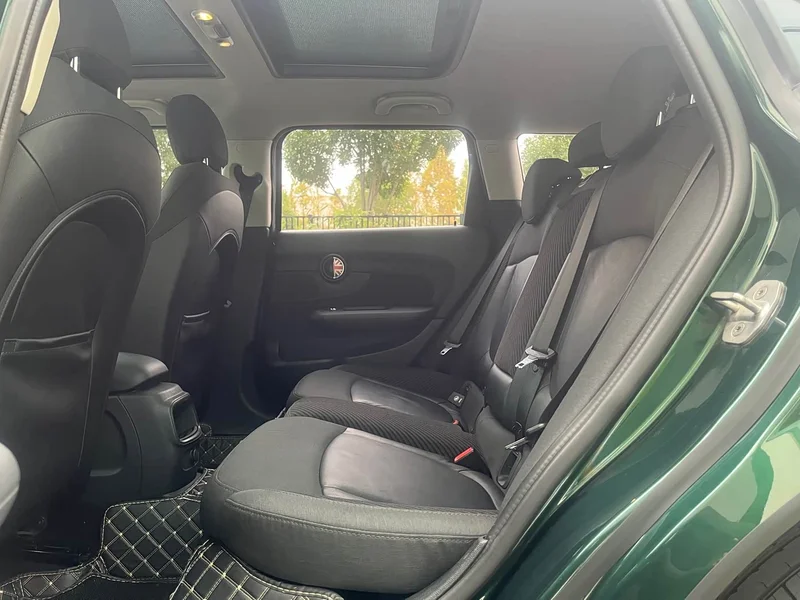 MINI CLUBMAN — фото 16