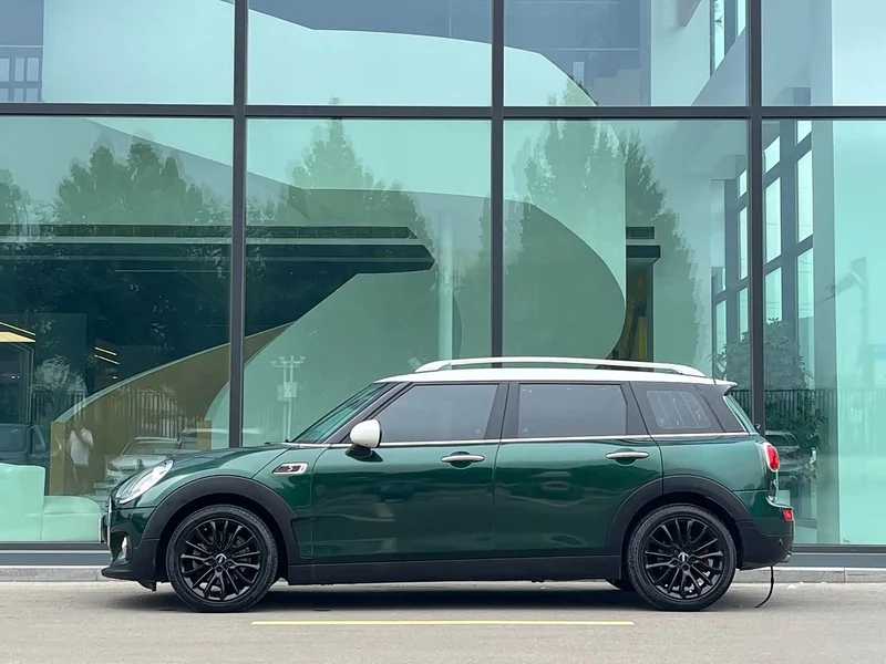 MINI CLUBMAN — фото 2