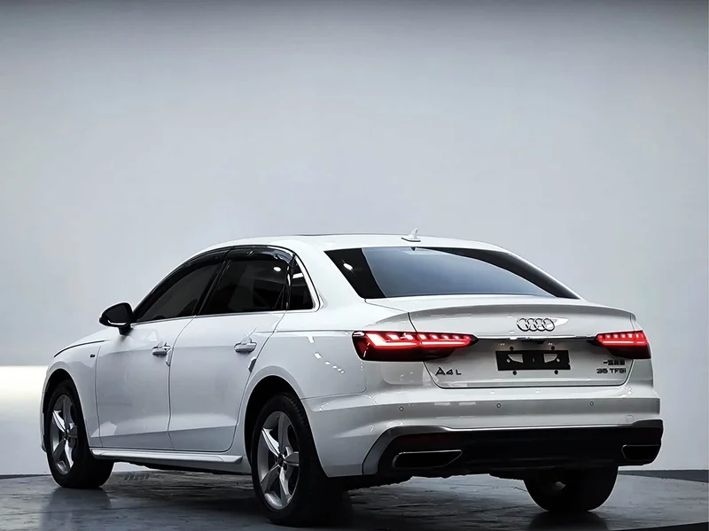 Audi A4L — фото 20