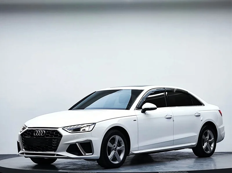 Audi A4L — фото 2