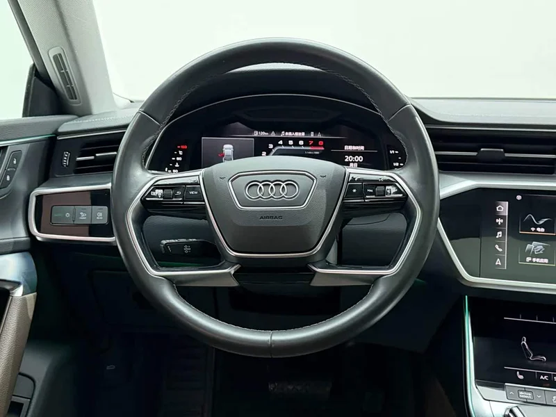 Audi A7L — фото 14