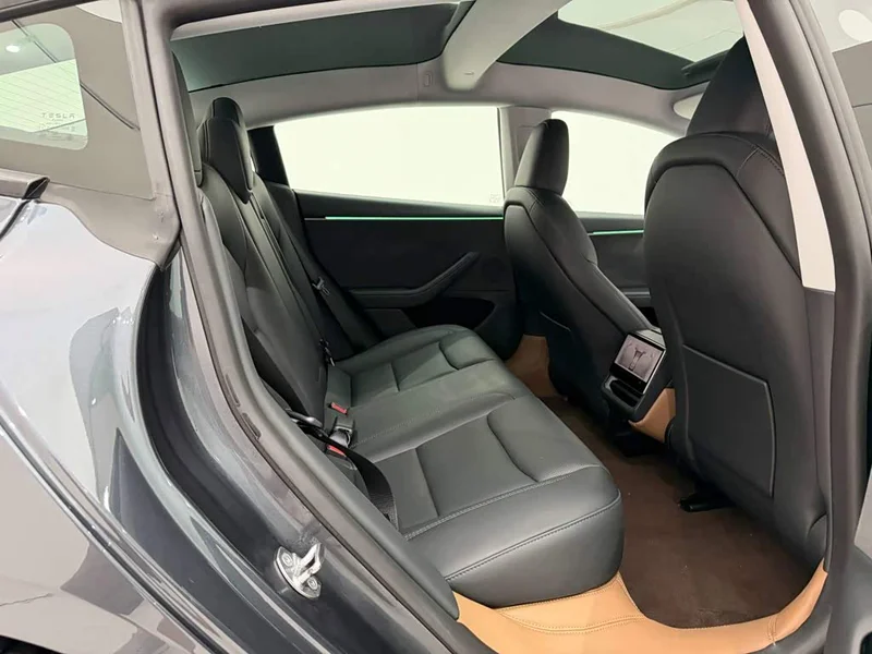 Tesla Model 3 — фото 25