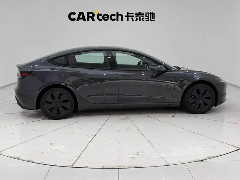 Tesla Model 3 — фото 3