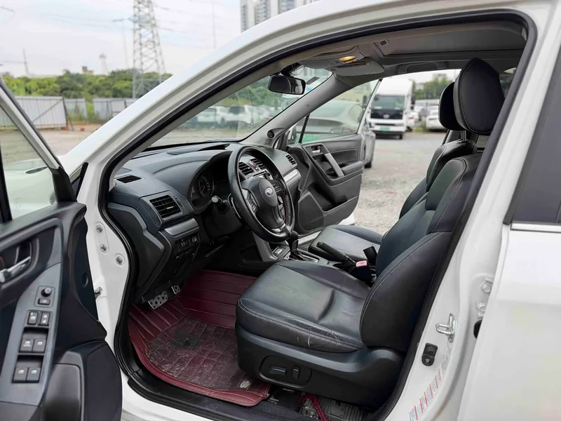 Subaru Forester — фото 10