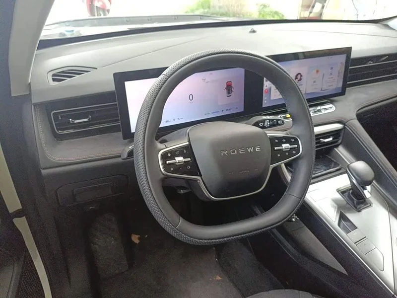 Roewe D5X DMH — фото 11