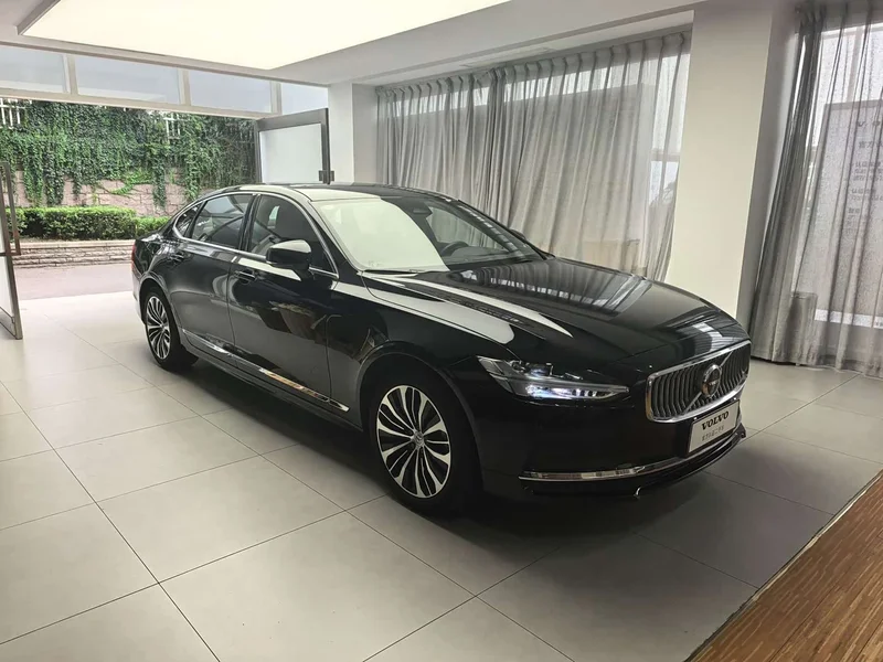 Volvo S90 — фото 3