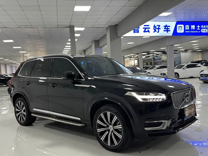 Volvo XC90 — фото 3