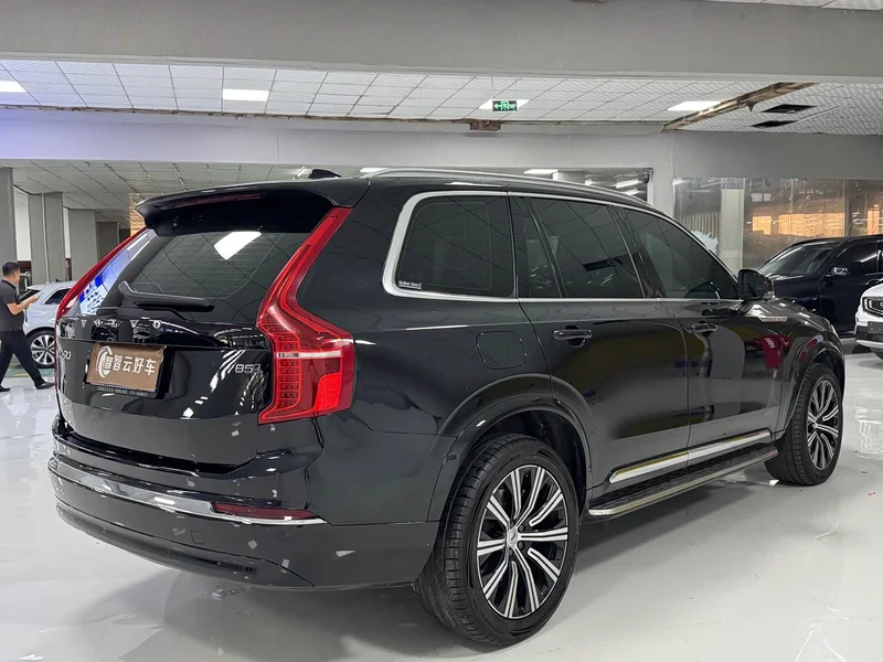 Volvo XC90 — фото 9