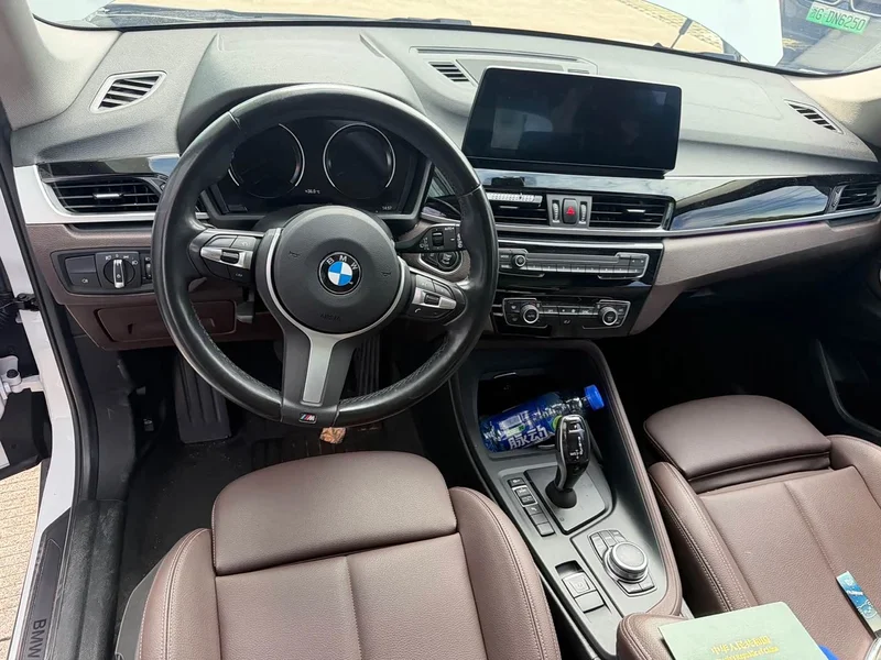 BMW X1 — фото 13