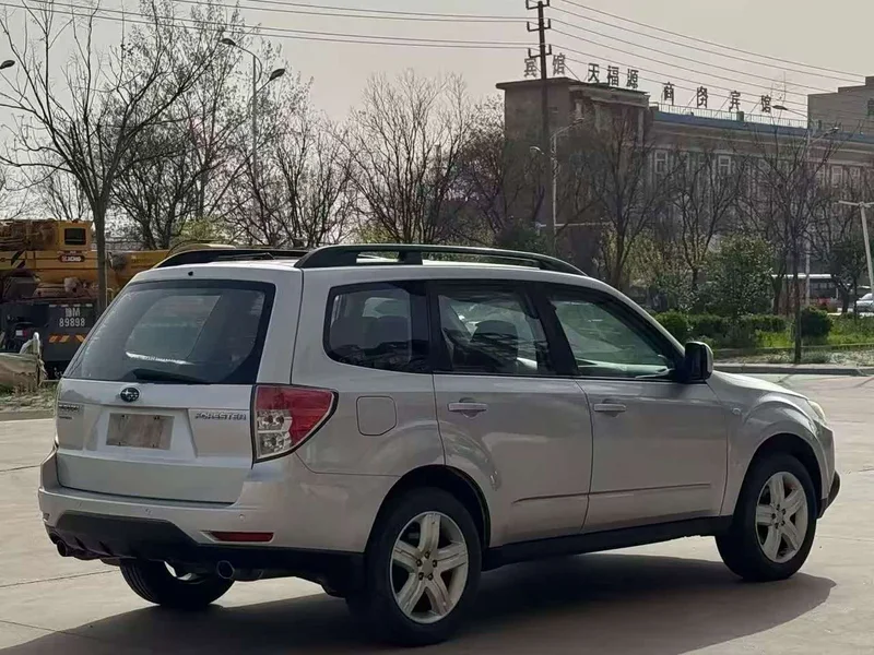 Subaru Forester — фото 9