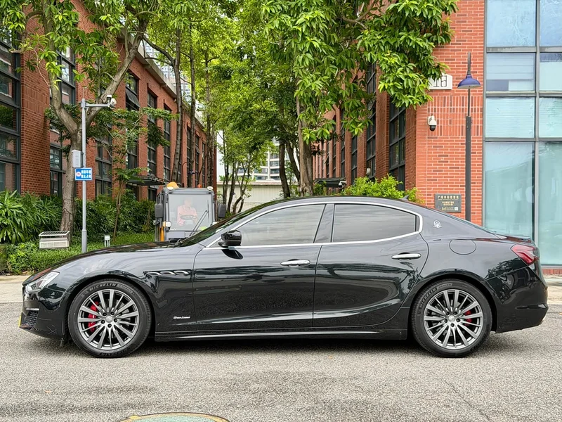 Maserati Ghibli — фото 2