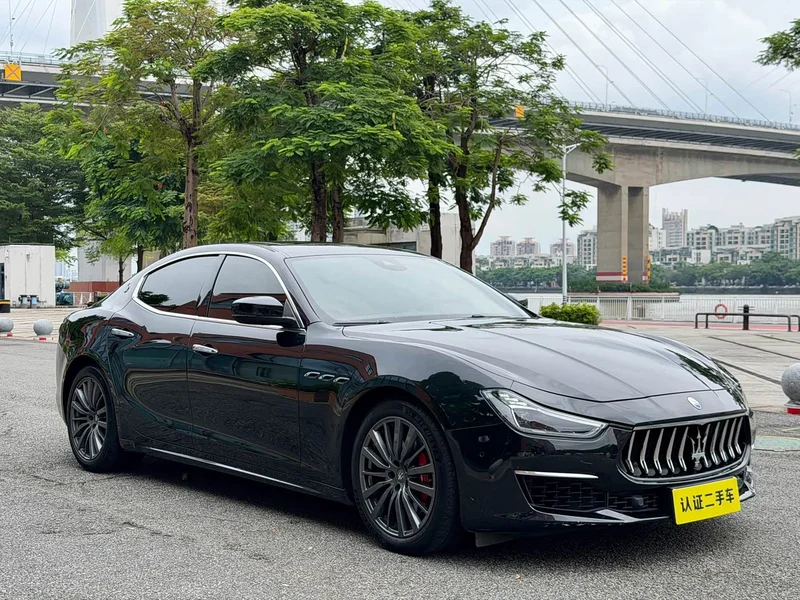 Maserati Ghibli — фото 7
