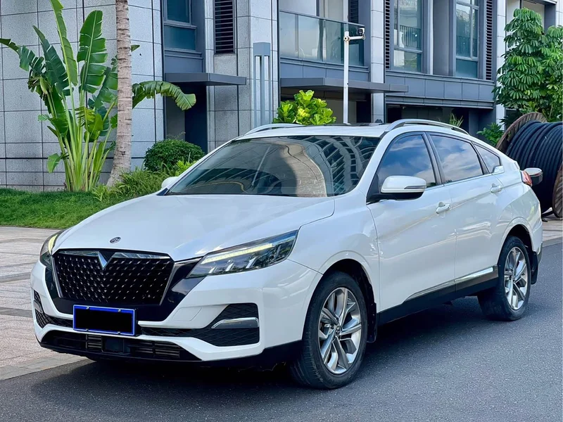 Venucia T90