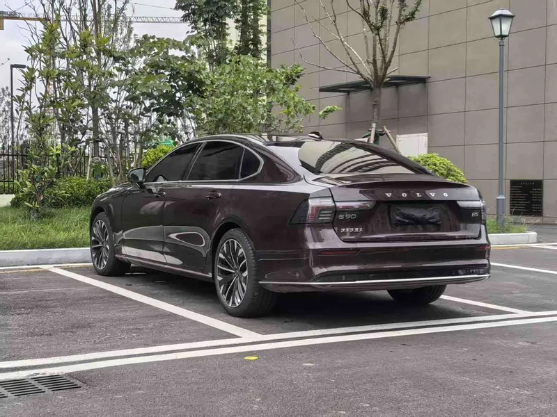 Volvo S90 — фото 2
