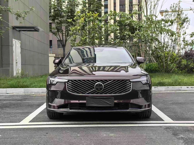 Volvo S90 — фото 3