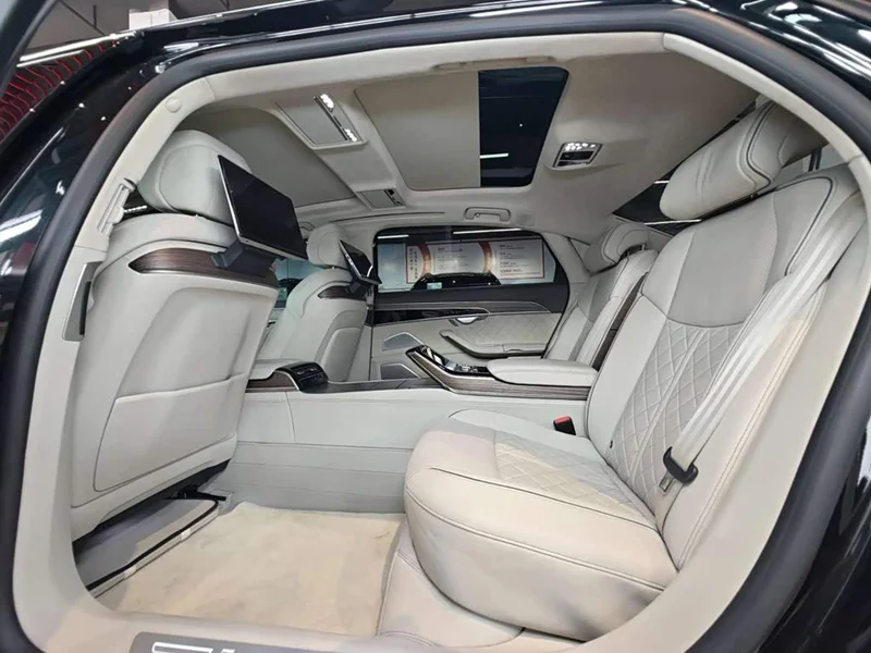 Audi A8 — фото 31